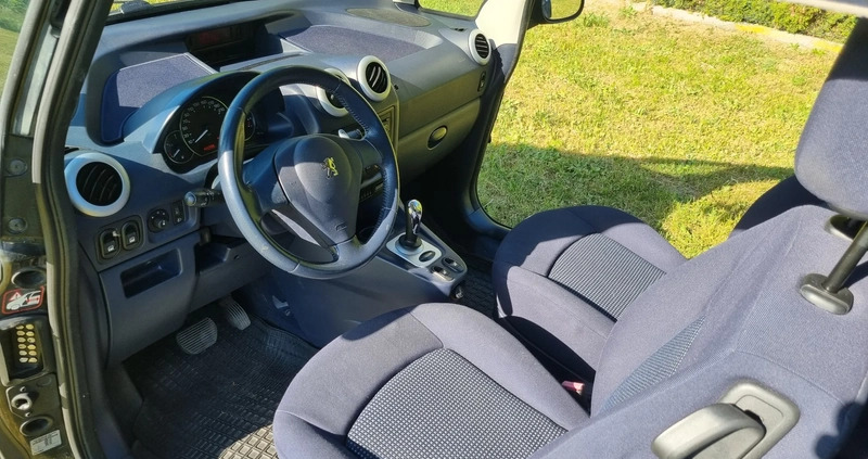 Peugeot 1007 cena 8500 przebieg: 145099, rok produkcji 2006 z Drobin małe 92